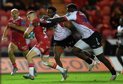 011021 - Scarlets v Emirates Lions - United Rugby Championship - Dane Blacker of Scarlets gets into space