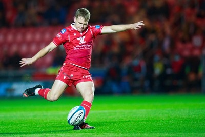 011021 - Scarlets v Emirates Lions - United Rugby Championship - Sam Costelow of Scarlets kicks a conversion