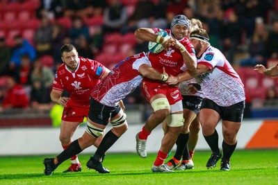 011021 - Scarlets v Emirates Lions - United Rugby Championship - Sione Kalamafoni of Scarlets