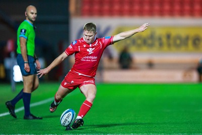 011021 - Scarlets v Emirates Lions - United Rugby Championship - Sam Costelow of Scarlets kicks a conversion