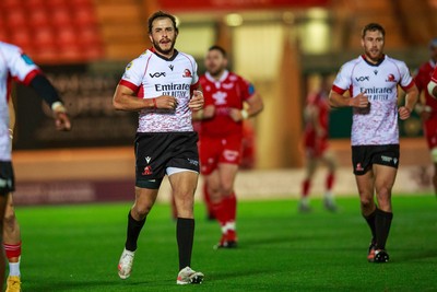 011021 - Scarlets v Emirates Lions - United Rugby Championship - Burger Odendaal of Emirates Lions