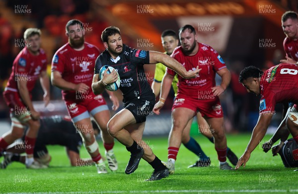 111123 - Scarlets v Emirates Lions, United Rugby Championship - Marius Louw of Lions races in to score try