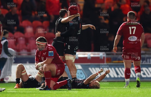 111123 - Scarlets v Emirates Lions, United Rugby Championship - Lions players celebrate on the final whistle
