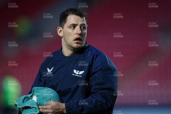 111123 - Scarlets v Emirates Lions - United Rugby Championship - Ryan Elias of Scarlets during the warm up