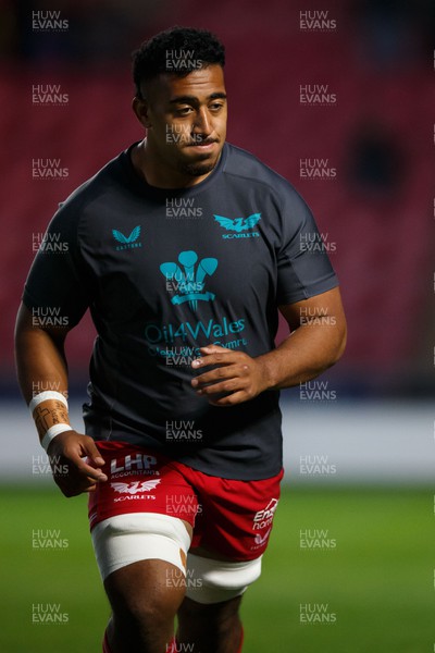 111123 - Scarlets v Emirates Lions - United Rugby Championship - Carwyn Tuipulotu of Scarlets during the warm up