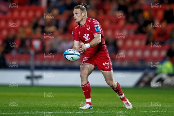 111123 - Scarlets v Emirates Lions - United Rugby Championship - Johnny McNicholl of Scarlets passes the ball