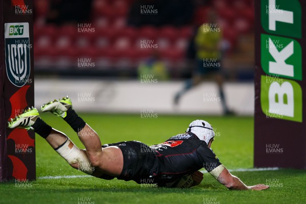 111123 - Scarlets v Emirates Lions - United Rugby Championship - Henco van Wyk of Lions scores a try