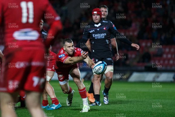 111123 - Scarlets v Emirates Lions - United Rugby Championship - Gareth Davies of Scarlets passes the ball