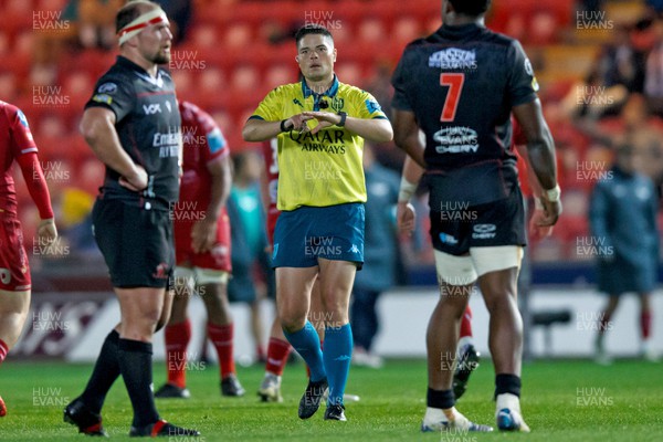 111123 - Scarlets v Emirates Lions - United Rugby Championship - Referee Chris Busby