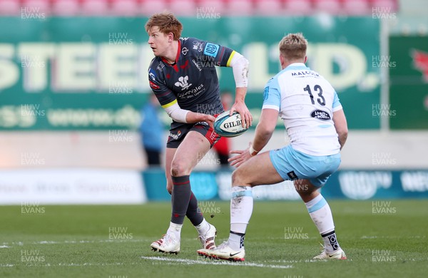 050322 - Scarlets v Glasgow - United Rugby Championship - Rhys Patchell of Scarlets