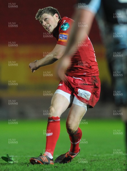 07.01.12 - Scarlets v Glasgow - RaboDirect PRO12 - Rhys Priestland of Scarlets kicks at goal. 