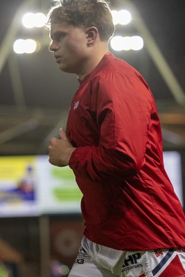 291125 - Scarlets v Glasgow Warriors - United Rugby Championship - Macs Page of Scarlets runs out to warm up