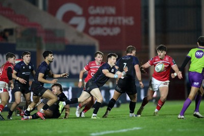 291125 - Scarlets v Glasgow Warriors - United Rugby Championship - George Horne of Glasgow gets the ball away 