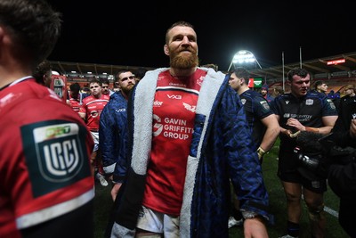 291125 - Scarlets v Glasgow Warriors - United Rugby Championship - Jake Ball of Scarlets at full time