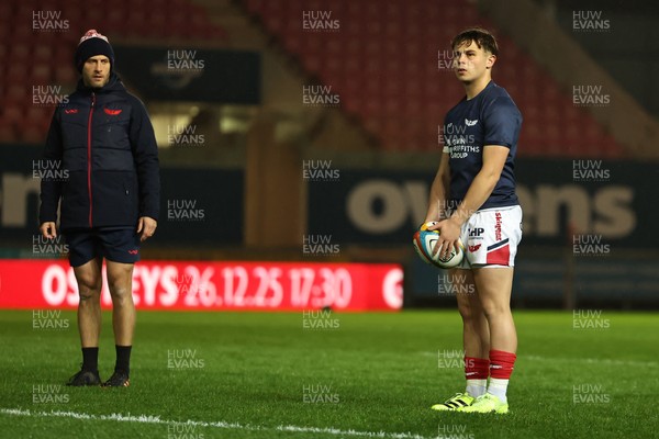 291125 - Scarlets v Glasgow Warriors - United Rugby Championship - Carwyn Leggatt Jones of Scarlets warms up before kick off