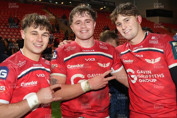 291125 - Scarlets v Glasgow Warriors - United Rugby Championship - Carwyn Leggatt Jones, Macs Page and Iori Badham of Scarlets