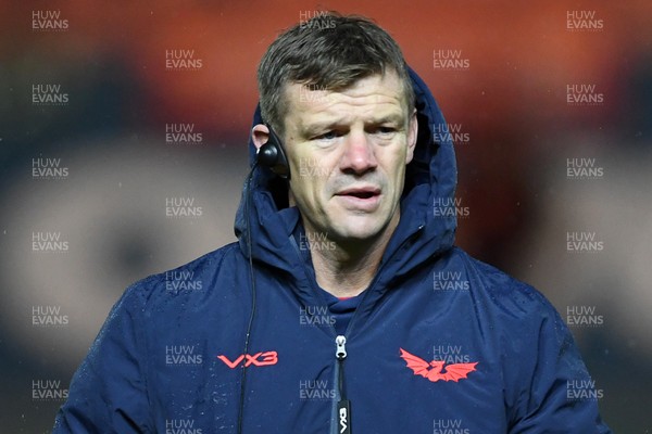 291125 - Scarlets v Glasgow Warriors - United Rugby Championship - Scarlets head coach, Dwayne Peel