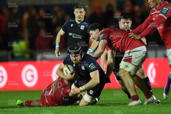 291125 - Scarlets v Glasgow Warriors - United Rugby Championship - Max Williamson of Glasgow