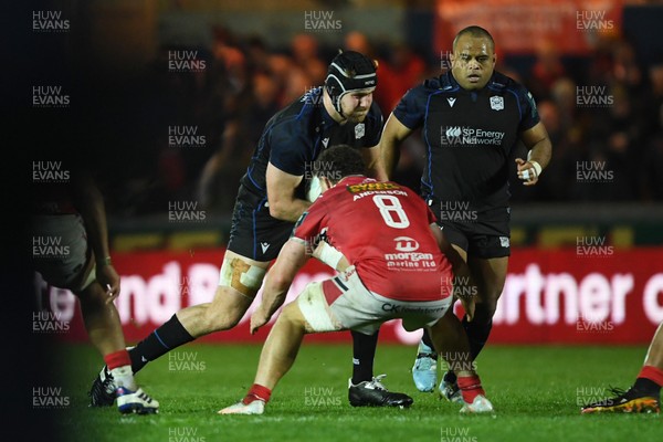 291125 - Scarlets v Glasgow Warriors - United Rugby Championship - Max Williamson of Glasgow is challenged by Fletcher Anderson of Scarlets
