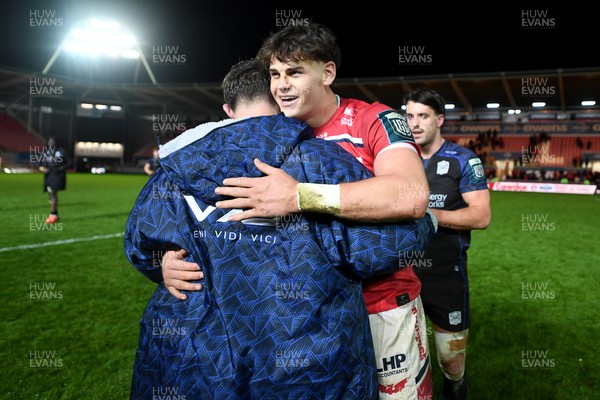 291125 - Scarlets v Glasgow Warriors - United Rugby Championship - Eddie James of Scarlets celebrates the win at full time
