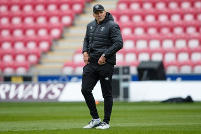 260424 - Scarlets v Hollywoodbets Sharks - United Rugby Championship - Sharks head coach John Plumtree before the match