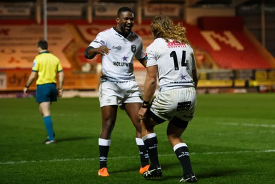 260424 - Scarlets v Hollywoodbets Sharks - United Rugby Championship - Werner Kok of Sharks celebrates after scoring his second try