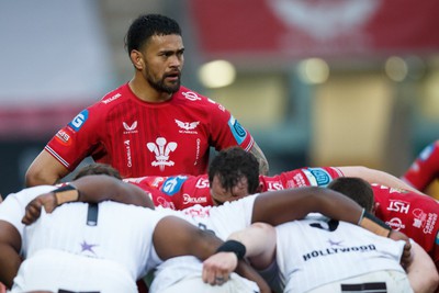 260424 - Scarlets v Hollywoodbets Sharks - United Rugby Championship - Vaea Fifita of Scarlets