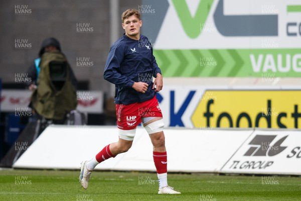 260424 - Scarlets v Hollywoodbets Sharks - United Rugby Championship - Taine Plumtree of Scarlets during the warm up