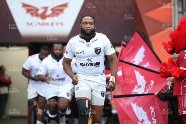 260424 - Scarlets v Hollywoodbets Sharks - United Rugby Championship - Lukhanyo Am of Sharks leads his side out