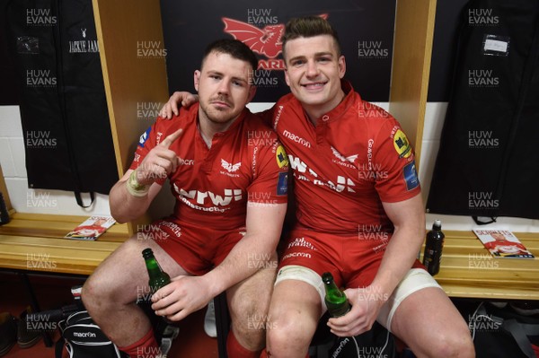 300318 - Scarlets v La Rochelle - European Rugby Champions Cup - Rob Evans and Scott Williams of Scarlets celebrate at the end of the game