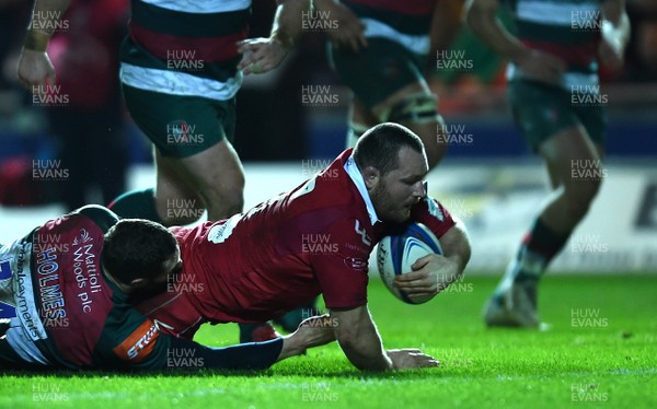 120119 - Scarlets v Leicester Tigers - European Rugby Heineken Champions Cup - Ken Owens of Scarlets scores try