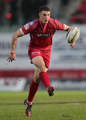 070315 - Scarlets v Leinster - Guinness PRO12 - Steven Shingler of Scarlets