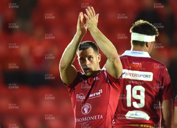 080918 - Scarlets v Leinster - Guinness PRO14 - Gareth Davies of Scarlets at the end of the game