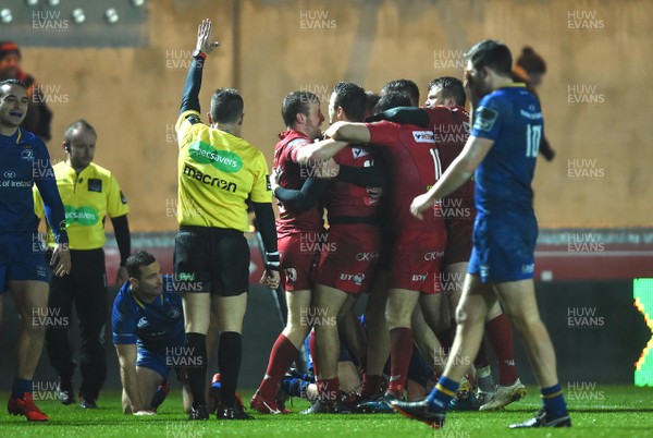 090318 - Scarlets v Leinster - Guinness PRO14 - Paul Asquith of Scarlets celebrates scoring try with team mates