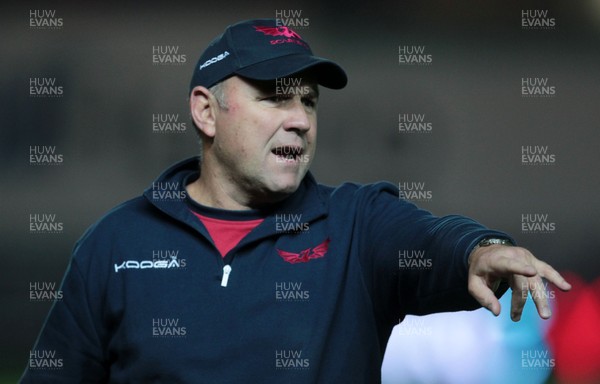 161015 - Scarlets v Leinster - Guinness PRO12 - Scarlets Coach Wayne Pivac