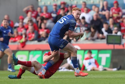 260425 - Scarlets v Leinster - United Rugby Championship - Blair Murray of Scarlets catches Ciarán Frawley of Leinster in possession 