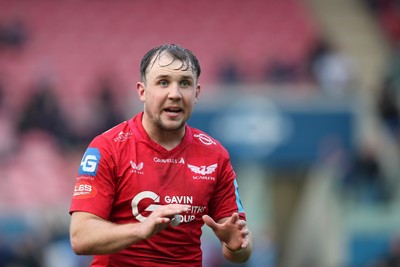 260425 - Scarlets v Leinster - United Rugby Championship - Ioan Lloyd of Scarlets