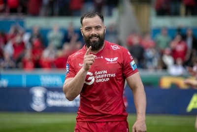 260425 - Scarlets v Leinster - United Rugby Championship - Scarlets Captain Josh Macleod celebrates at full time 