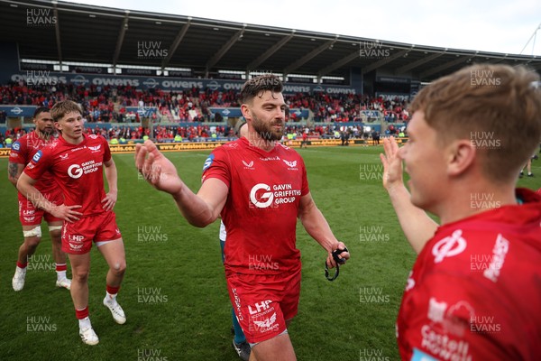 260425 - Scarlets v Leinster - United Rugby Championship - Johnny Williams of Scarlets at full time