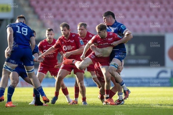 260425 - Scarlets v Leinster - United Rugby Championship - Ioan Lloyd of Scarlets is held up by Alex Soroka of Leinster 