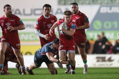 160224 - Scarlets v Munster - United Rugby Championship - Archie Hughes of Scarlets makes a break