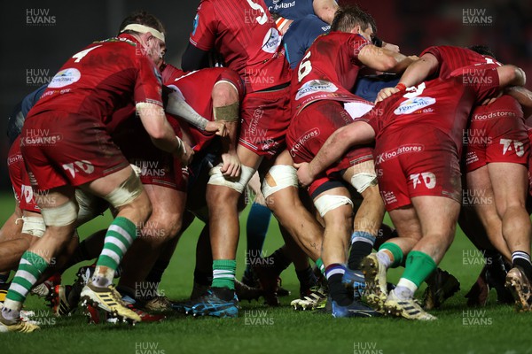 160224 - Scarlets v Munster - United Rugby Championship - Scarlets maul