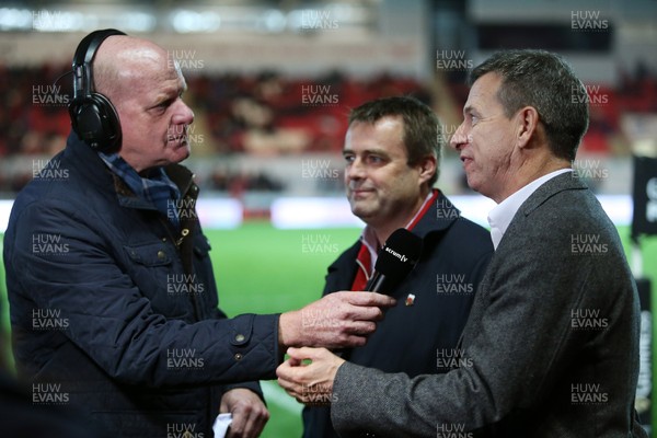 231015 - Scarlets v Munster - Guinness PRO12 - New WRU Chief Executive Martyn Phillips and Scarlets Ceif Exec Darran Phillips being interviewed by BBC