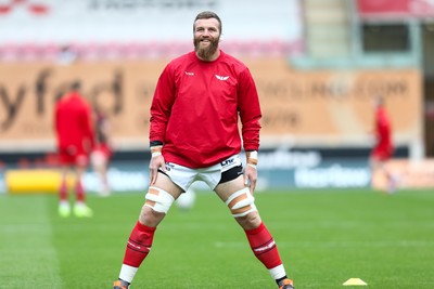 270925 - Scarlets v Munster - United Rugby Championship - Jake Ball of Scarlets during the warm up