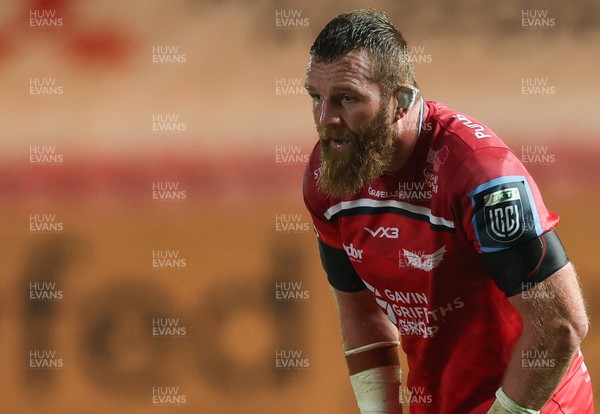 270925 - Scarlets v Munster, United Rugby Championship -Jake Ball of Scarlets
