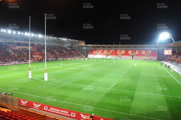 28.11.08 - Llanelli Scarlets v Munster - Magners League - Parc y Scarlets 