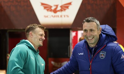 171026 Scarlets v Newcastle Red Bulls EPCR Challenge Cup - Former Scarlets, Wales and British Lions teammates, Scarlets head coach Dwayne Peel and Newcastle Red Bulls assistant coach Stephen Jones ahead of the match