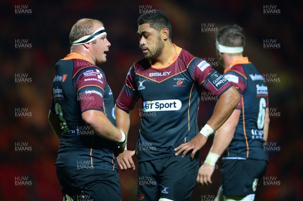 301015 - Scarlets v Newport Gwent Dragons - Guinness PRO12 -Taulupe Faletau of Newport Gwent Dragons