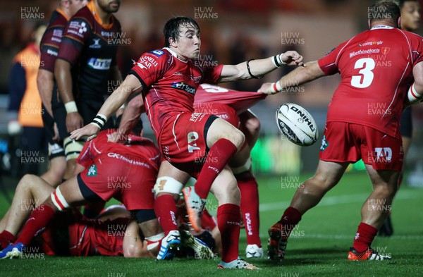 301015 - Scarlets v Newport Gwent Dragons - Guinness PRO12 - Rhodri Williams of Scarlets