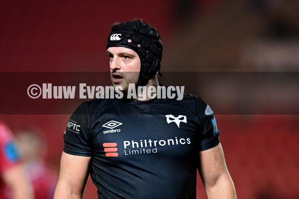 010122 - Scarlets v Ospreys - United Rugby Championship - Dan Evans of the Ospreys  